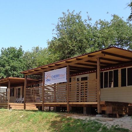 Mobile Homes Comfort Capri Bijela Uvala Mugeba Экстерьер фото