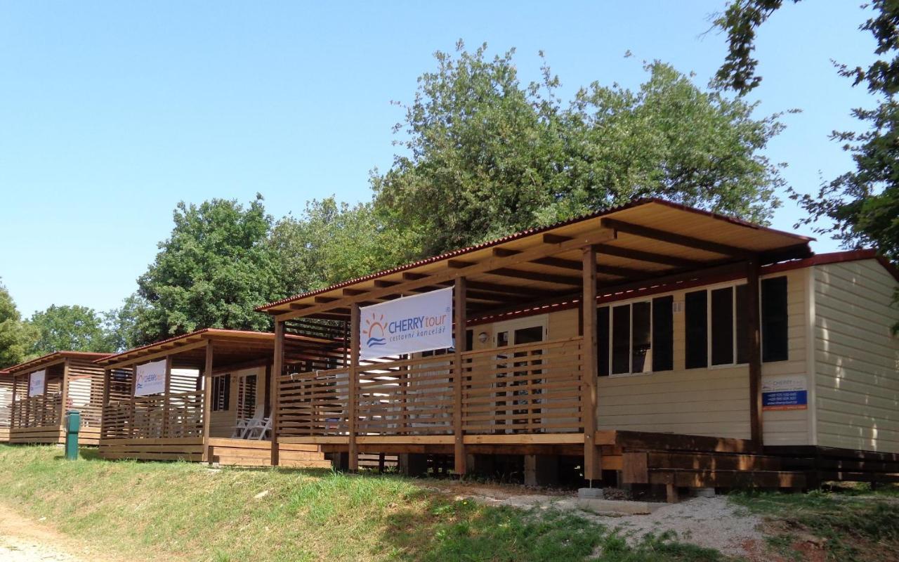 Mobile Homes Comfort Capri Bijela Uvala Mugeba Экстерьер фото